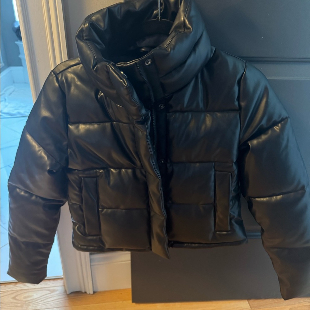 Francesca's Collections Black Puffer Jacket